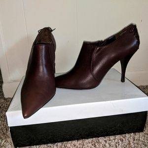 High heel booties